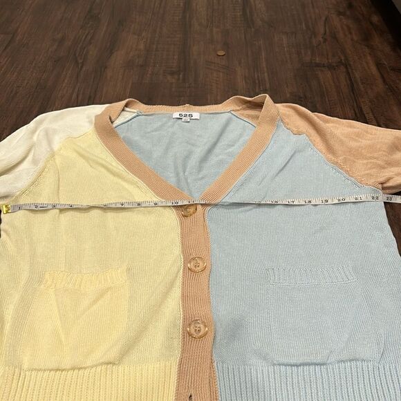 525 America colored cardigan, Size Large - Picture 9 of 10